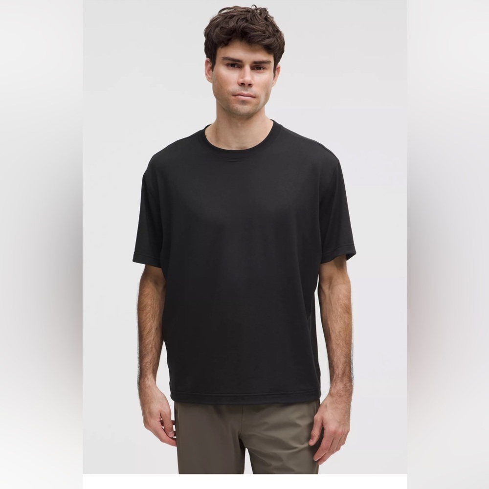 Lululemon EasySet Train Short Sleeve Black T-Shirt, Men, Size Small